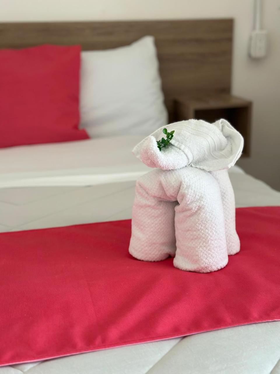 Hotel Plaza Centenario Juan Aldama ภายนอก รูปภาพ